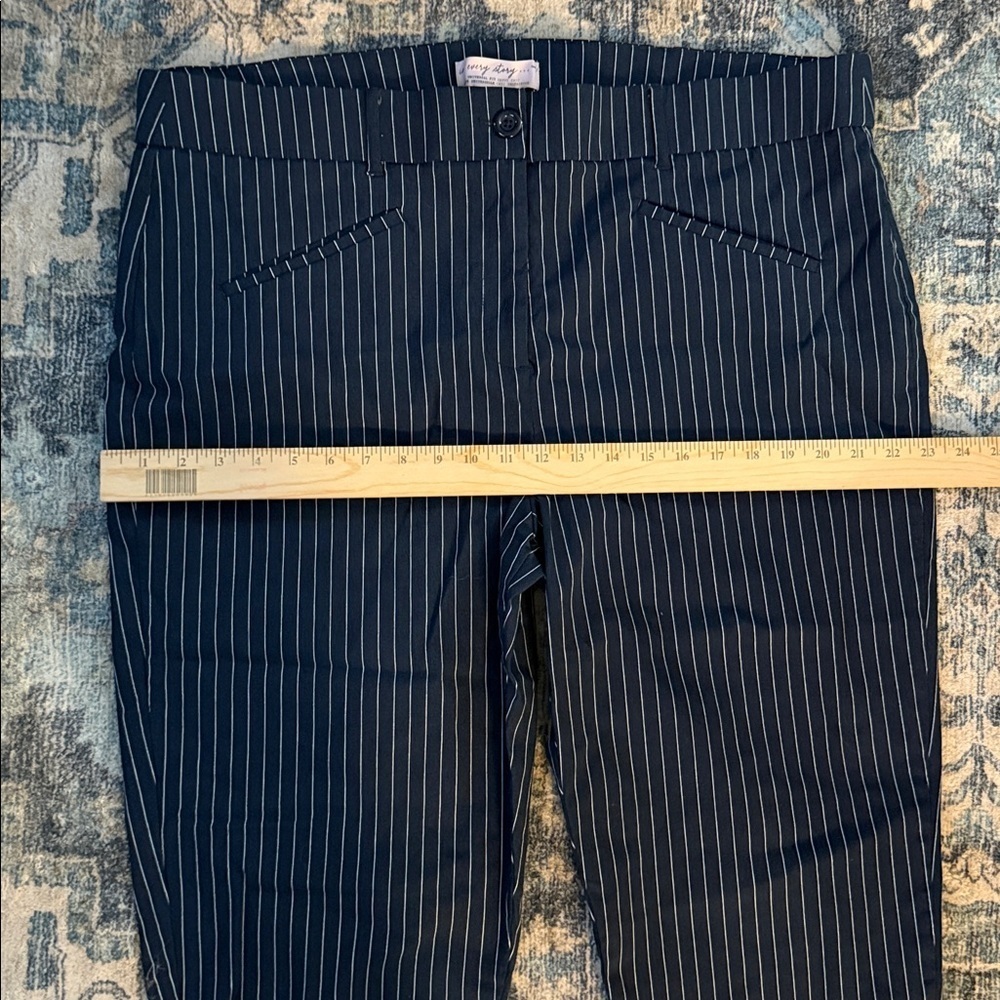 Black and White Striped Pants. Waist 40” Stretchy material - Picture 5 of 6
